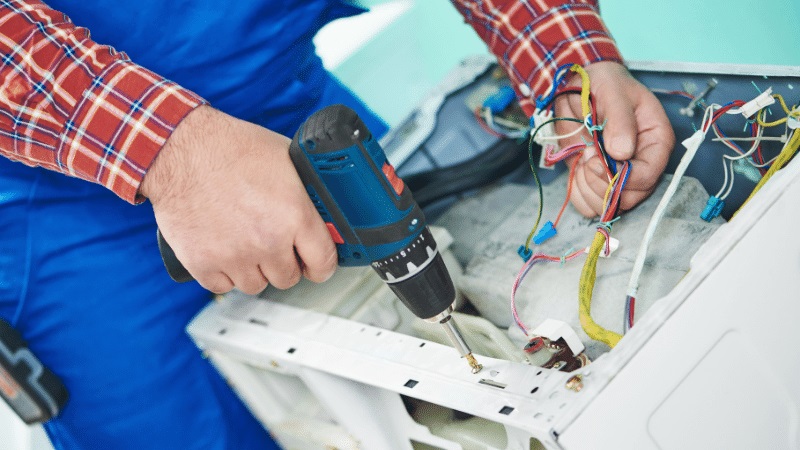 Ataşehir Demirdöküm Demirdöküm çamaşır makinesi kart tamiri – Su almama arızası orijinal parça ile giderildi. - Teknik servis örneği